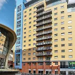 Stunning Penthouse! - Sleeps 8 Apartmán *