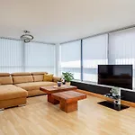 Stunning Penthouse! - Sleeps 8