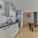 Stunning Penthouse! - Sleeps 8 *
