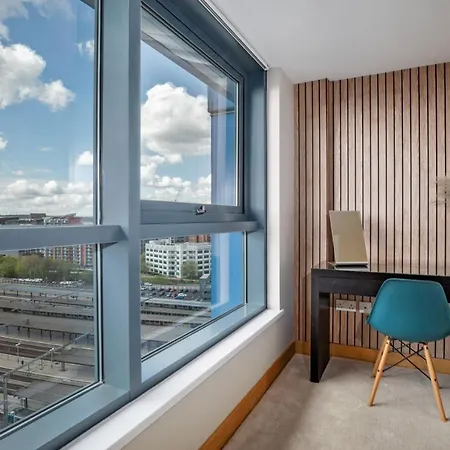 Stunning Penthouse! - Sleeps 8 *