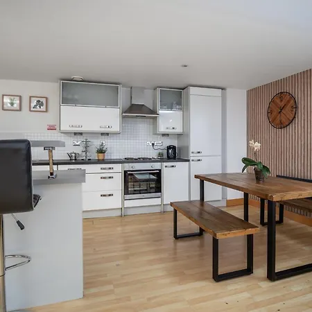 Apartman Stunning Penthouse! - Sleeps 8