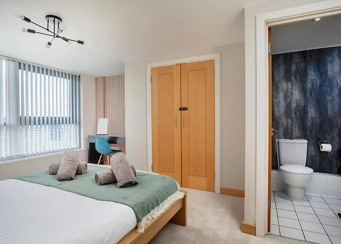 Stunning Penthouse! - Sleeps 8