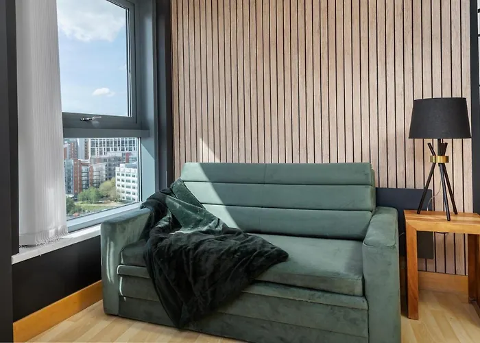 Apartment Stunning Penthouse! - Sleeps 8 Leeds (West Yorkshire)