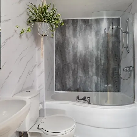 アパート Stunning Penthouse! - Sleeps 8