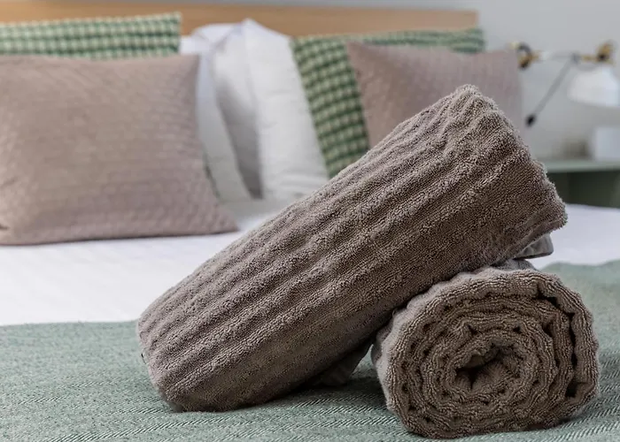 Stunning Penthouse! - Sleeps 8