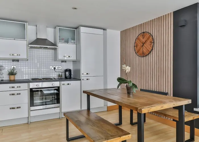 Stunning Penthouse! - Sleeps 8